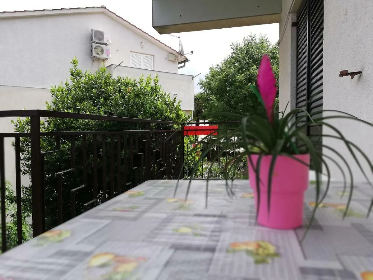 Apartment Marina Malinska